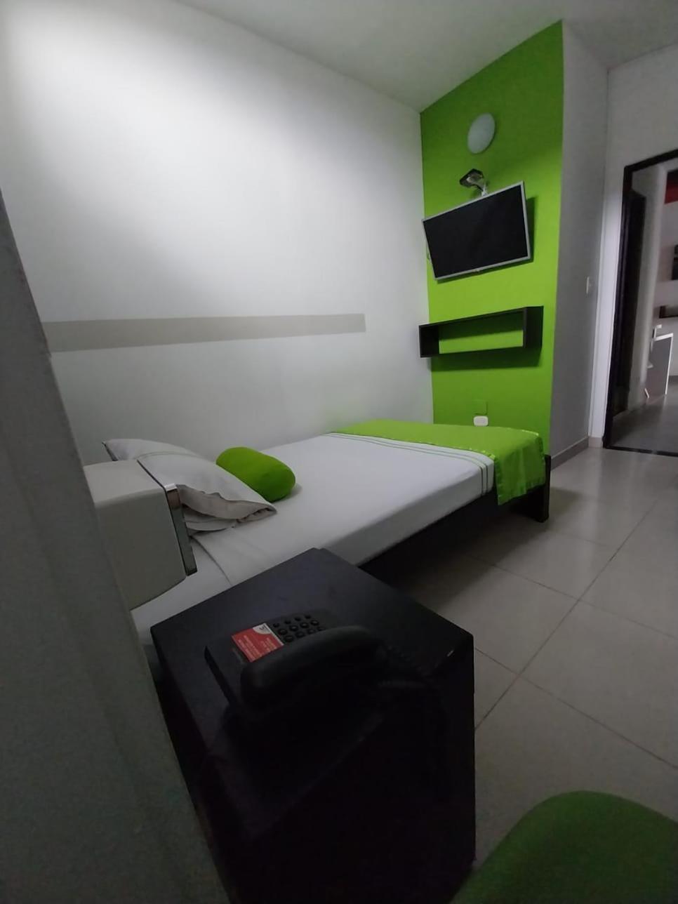 Econotel Colours 3* Cali