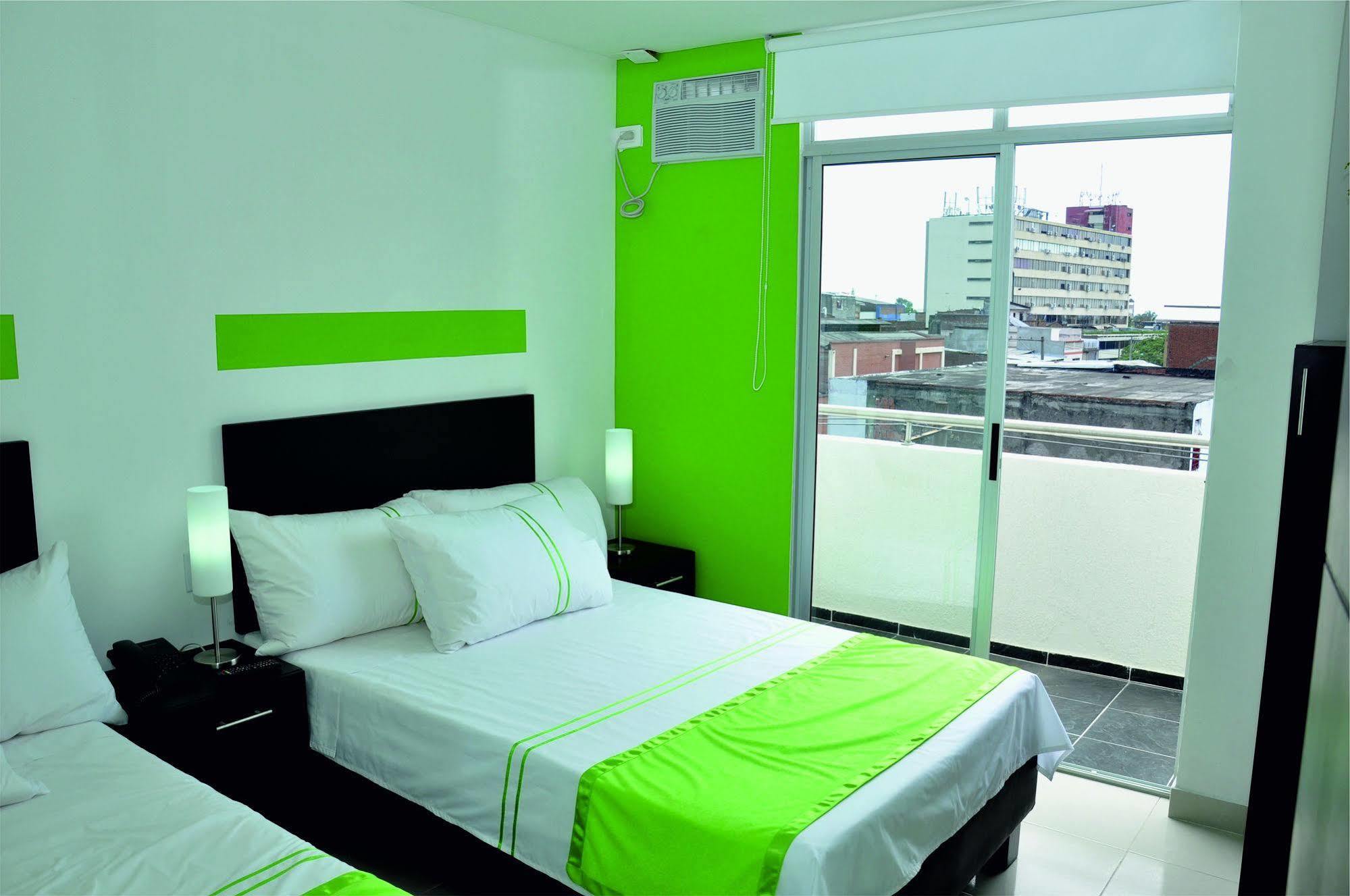 Econotel Colours 3* Cali
